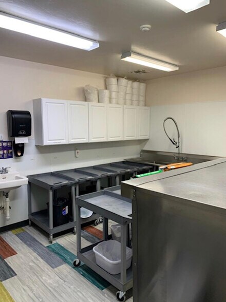 More Photos Of 1050 S Santa Fe Ave, Moore Daycare Center For Sale