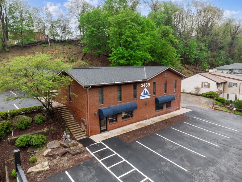 More Photos Of 3439 Babcock Blvd, Pittsburgh Office For Sale