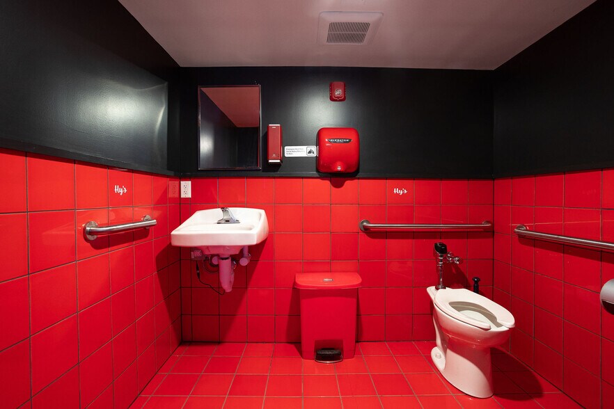 More Photos Of 264 Hillsdale Rd, Egremont Sports And Entertainment For Sale