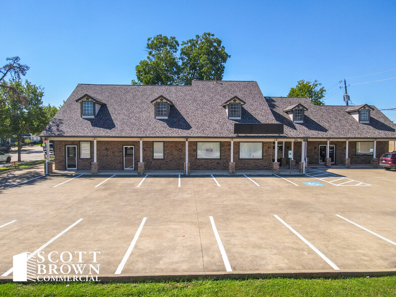 Primary Photo Of 104 Houston St, Roanoke Office For Lease