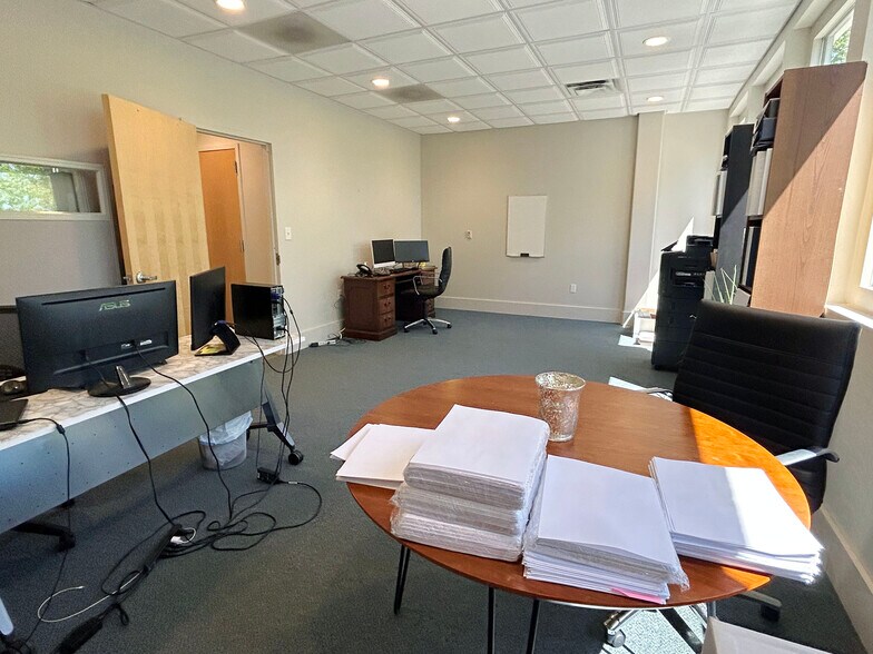 More Photos Of 5720 Creedmoor Rd, Raleigh Medical For Sale