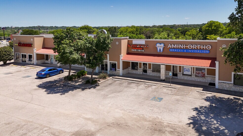 More Photos Of 9262 Culebra Rd, San Antonio Storefront Retail Office For Sale