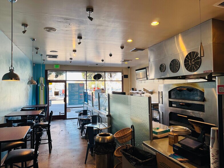 More Photos Of 147 Main St, Seal Beach Unknown For Lease