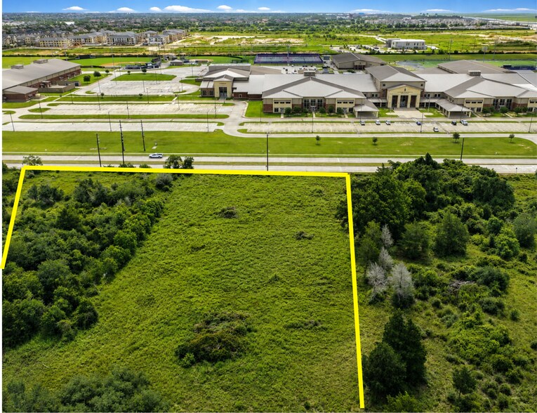 Primary Photo Of 00 Fulsherar-Katy Road, Fulshear Land For Sale