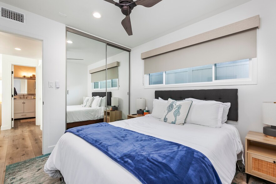 More Photos Of 1476-80 Pescadero Dr, San Diego Apartments For Sale
