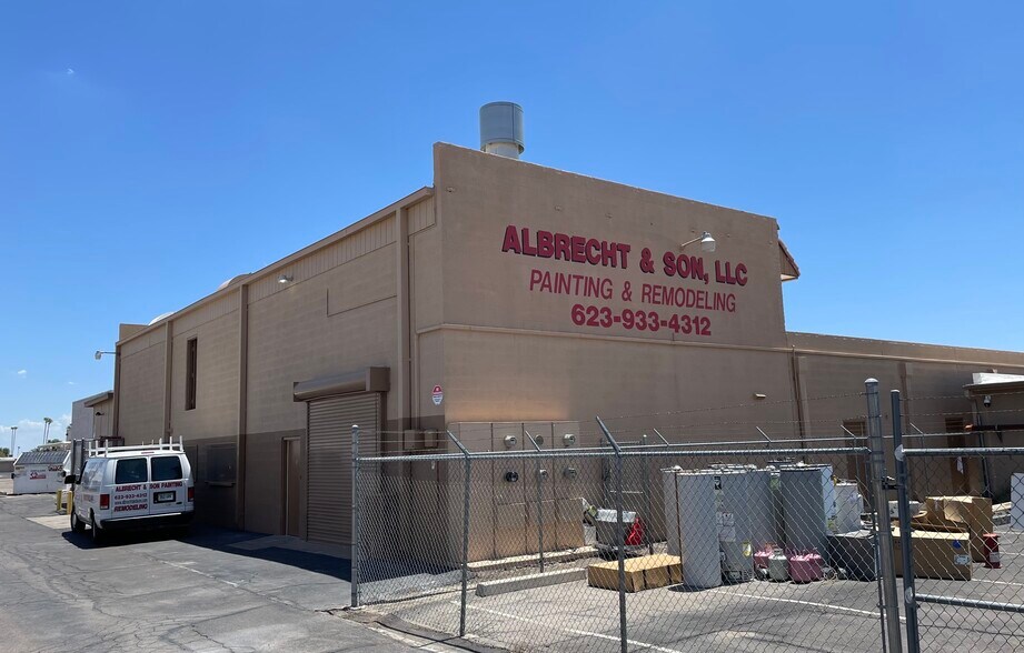 More Photos Of 11126 W Wisconsin Ave, Youngtown Office For Sale