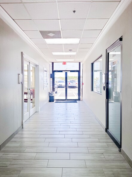 More Photos Of 6709 Ridge Rd, Port Richey Medical For Lease