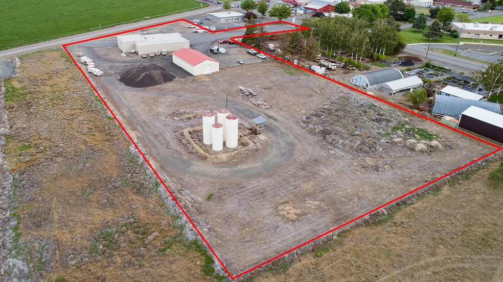 More Photos Of 41198 Old Hwy 30, Baker City Freestanding For Lease