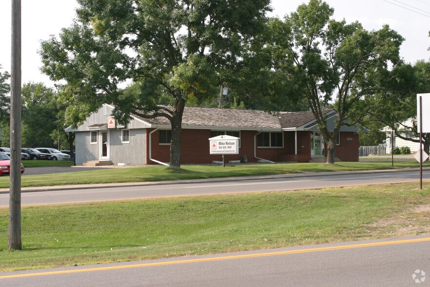 More Photos Of 6500 S Xerxes Ave, Edina Office For Sale