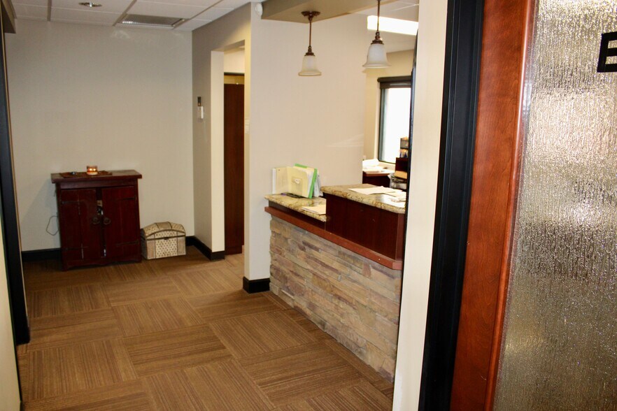 More Photos Of 1422 W Camelback Rd, Phoenix Medical For Sale