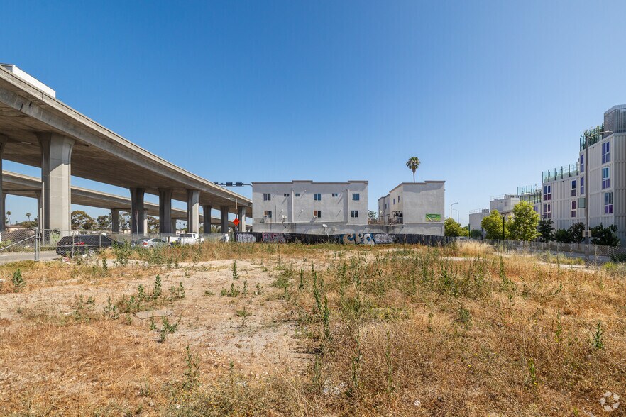 More Photos Of 311 W Imperial Hwy, Los Angeles Land For Sale