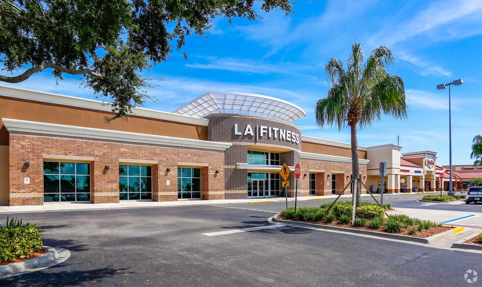 More Photos Of 2447 N Wickham Rd, Melbourne Unknown For Lease