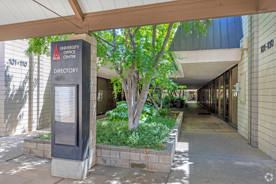 More Photos Of 1625 E Shaw Ave, Fresno Office For Lease