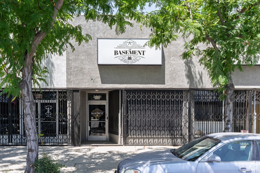 More Photos Of 2019-2023 Chester Ave, Bakersfield Storefront Retail Office For Lease