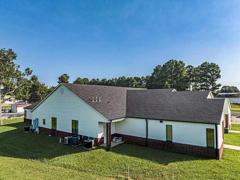 More Photos Of 1821 E Main St, Mountain View Office For Sale