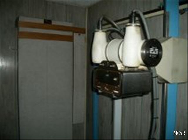 More Photos Of 13424 Dix Toledo Rd, Southgate Medical For Sale