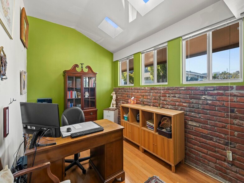 More Photos Of 3501-3503 4th Ave, San Diego Medical For Sale