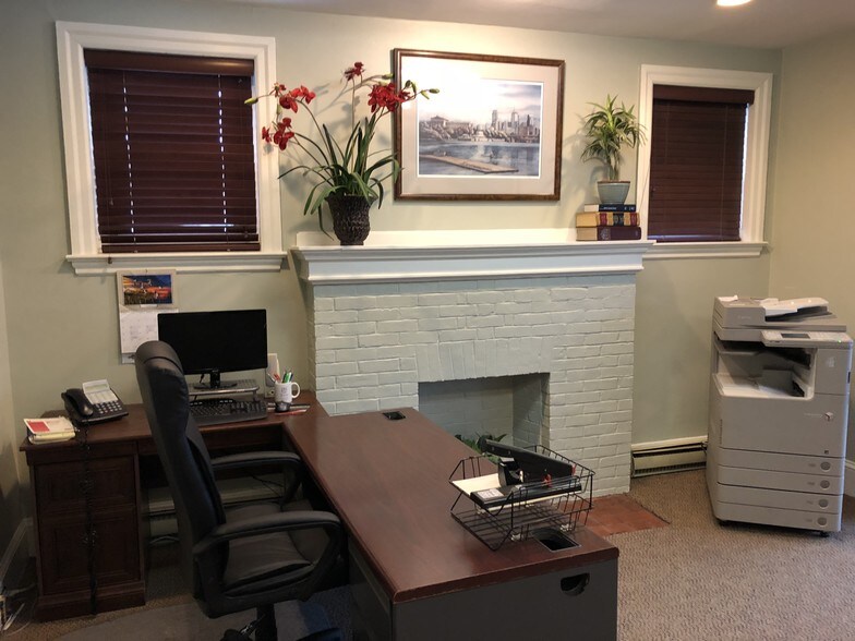 More Photos Of 214 Fayette St, Conshohocken Office Residential For Lease