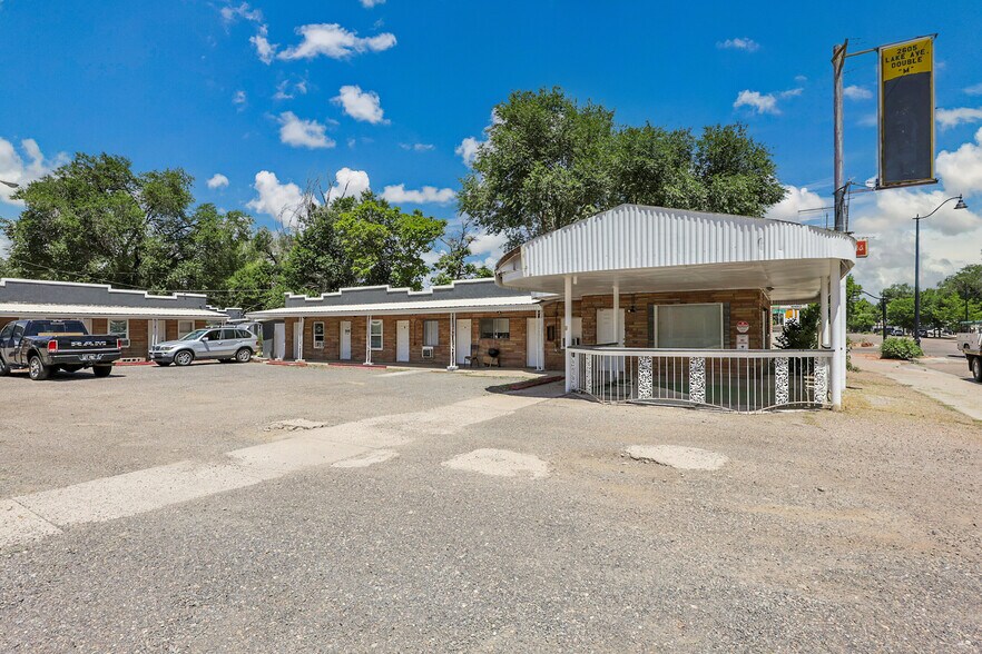 Primary Photo Of 2605 Lake Ave, Pueblo Apartments For Sale