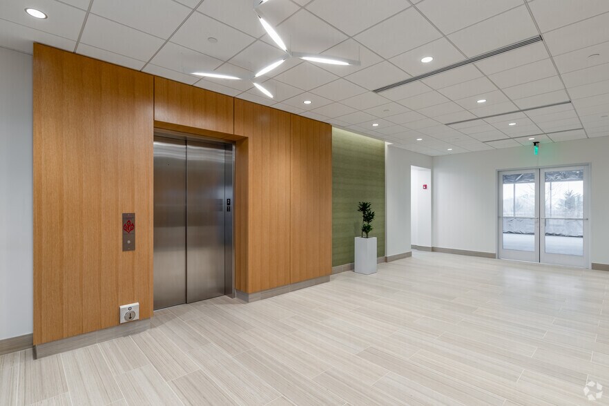 More Photos Of 7100 Guilford Dr, Frederick Coworking Space