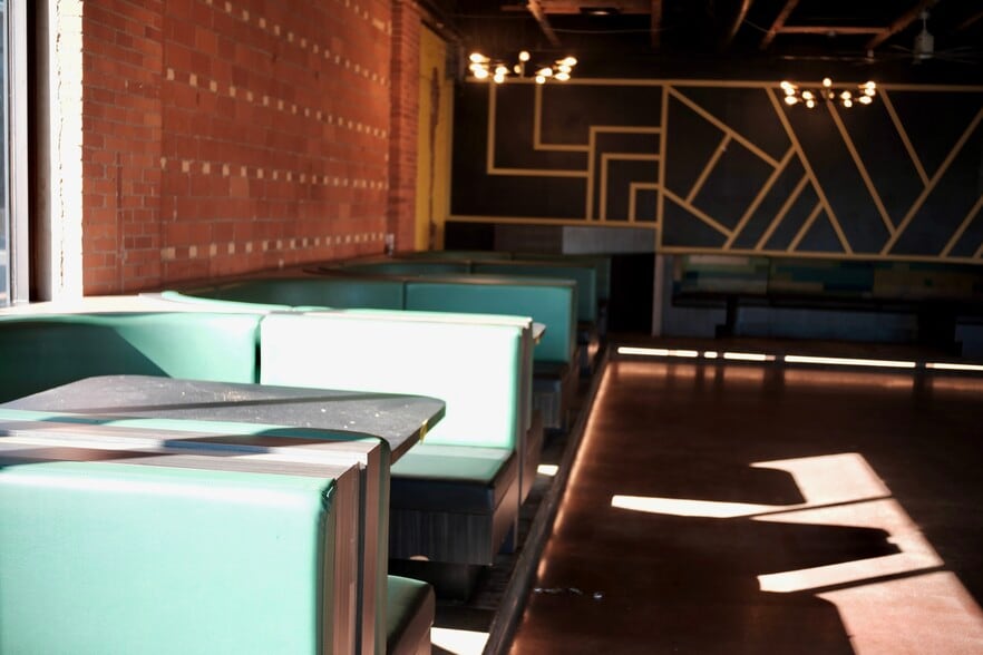 More Photos Of 222 S Kenosha Ave, Tulsa Storefront Retail Office For Lease