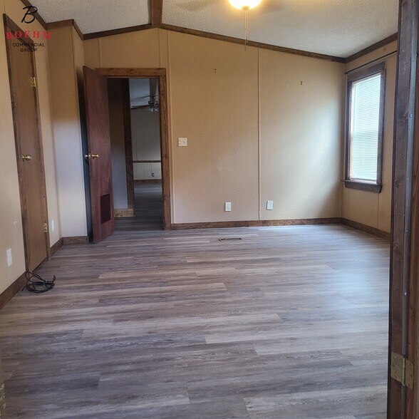 More Photos Of 138 Grey Moss Ct, Ingram Apartments For Sale