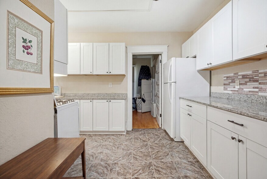 More Photos Of 1530 Sherburne Ave, Saint Paul Apartments For Sale