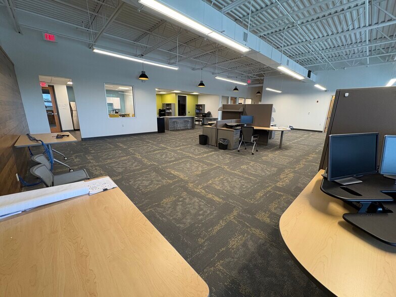 More Photos Of 1330 Win Hentschel Blvd, West Lafayette Office For Lease
