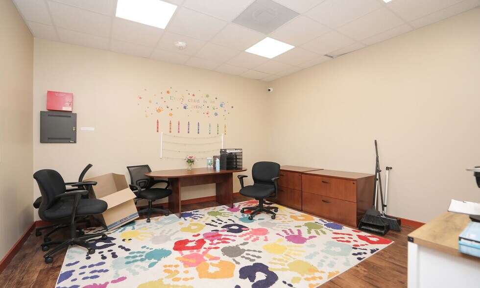 More Photos Of 20715 Bellaire Blvd, Richmond Daycare Center For Sale