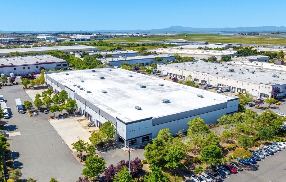 More Photos Of 770 Skyway Ct, Napa Warehouse For Lease