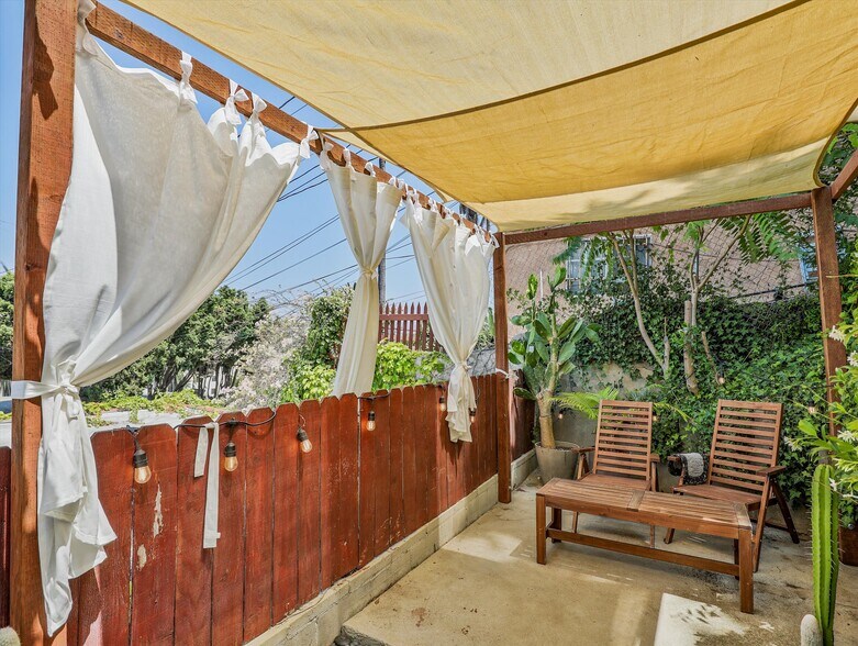 More Photos Of 1016 Laguna Ave, Los Angeles Apartments For Sale