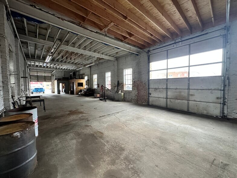 More Photos Of 1744 Indianapolis Blvd, Whiting Manufacturing For Sale