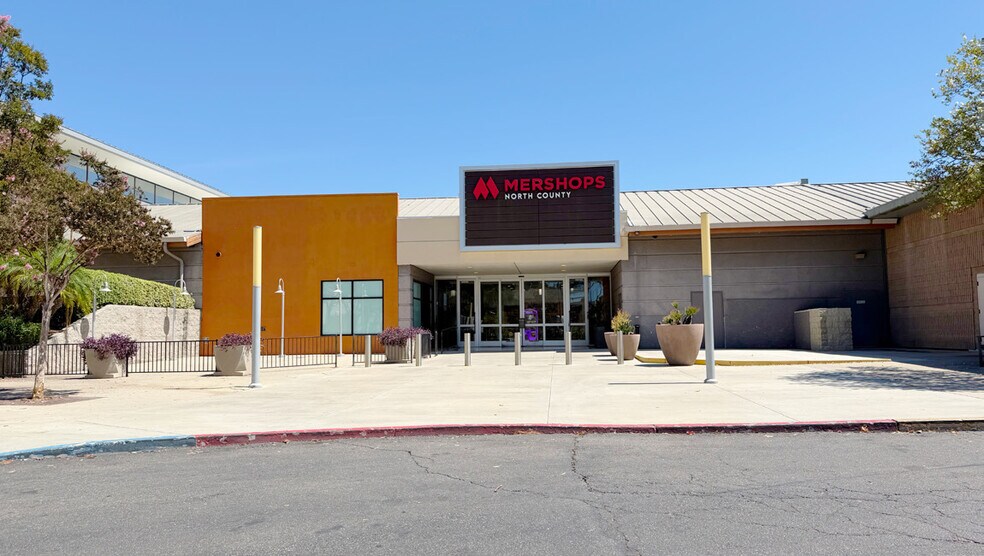 More Photos Of 272 E Via Rancho Pkwy, Escondido Unknown For Lease