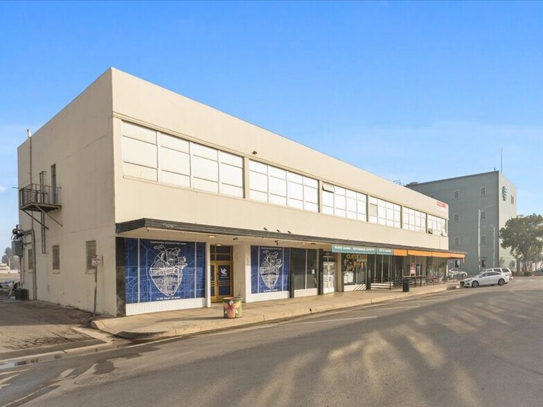 More Photos Of 1612 20th St, Bakersfield Loft Creative Space For Lease