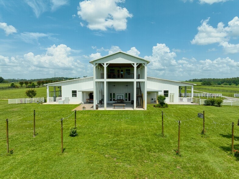 More Photos Of 36296 Covington Rd, Dade City Specialty For Lease