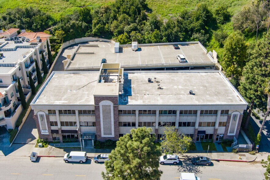 More Photos Of 827 Deep Valley Dr, Rolling Hills Estates Medical For Sale