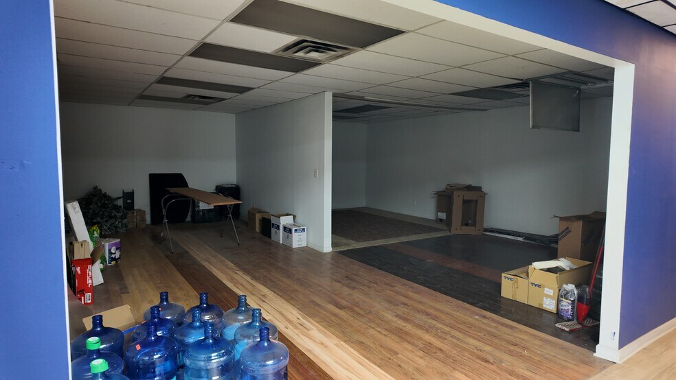 More Photos Of 3 Cass St, Keyport Warehouse For Lease