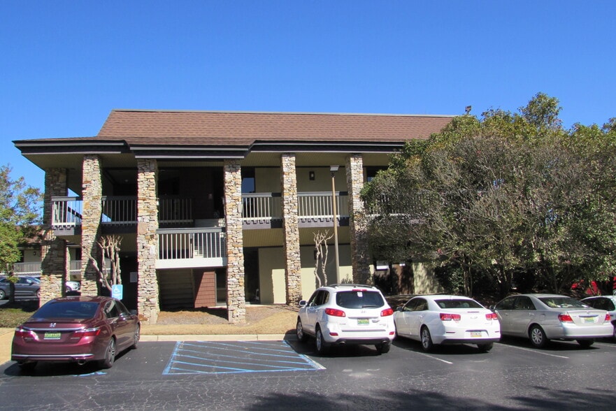 More Photos Of 200 Cahaba Park Cir, Birmingham Unknown For Lease