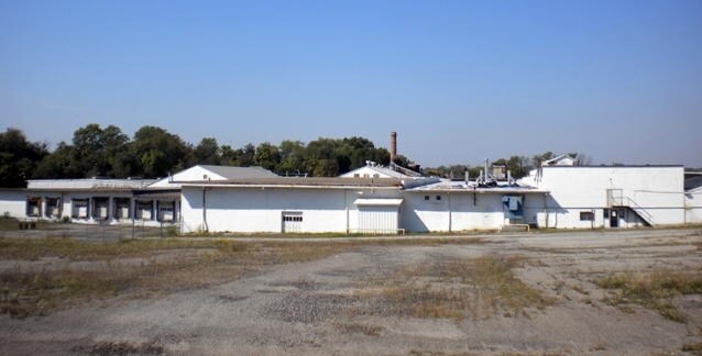 More Photos Of 1900 Liberty St, Mount Pleasant Manufacturing For Lease