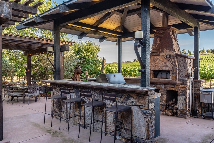 More Photos Of 7790 Airport Rd, Paso Robles Land For Sale