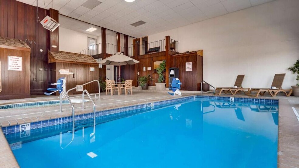 More Photos Of 1015 S Haynes Ave, Miles City Hotel For Sale
