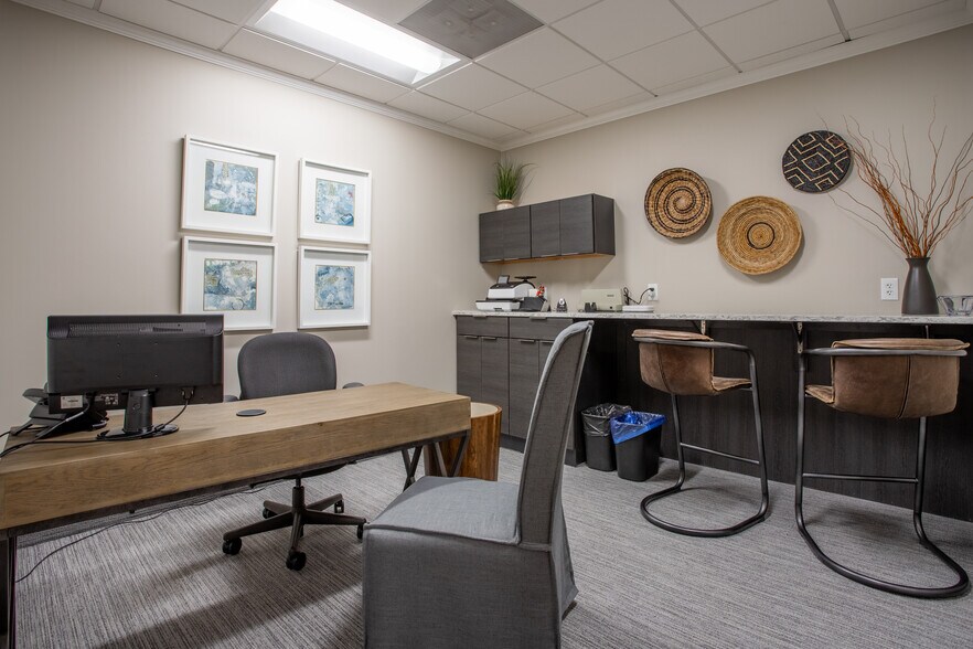 More Photos Of 101 S Elm St, Greensboro Office For Lease