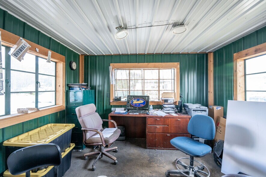 More Photos Of 126 Wilmer Ave, Cincinnati Industrial For Sale
