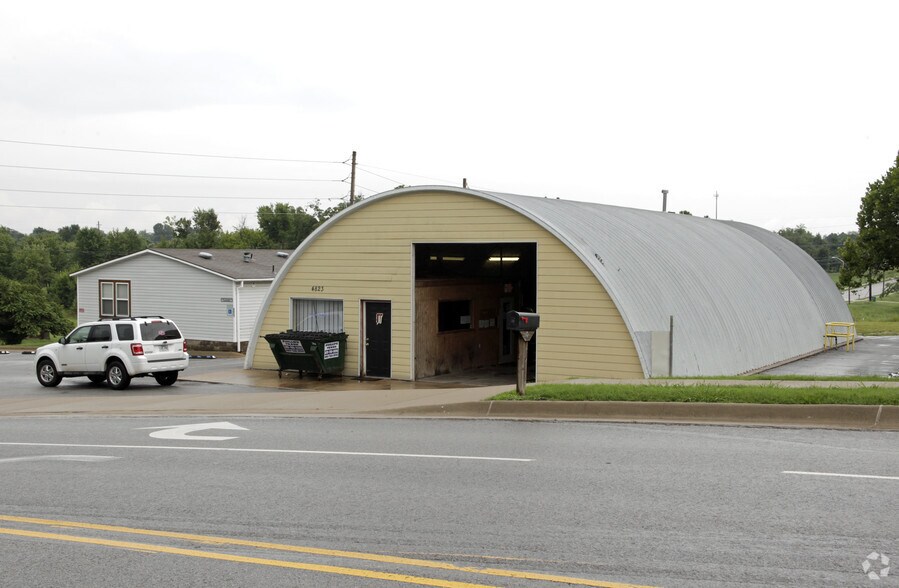 More Photos Of 4823 Har-ber Ave, Springdale Office For Sale