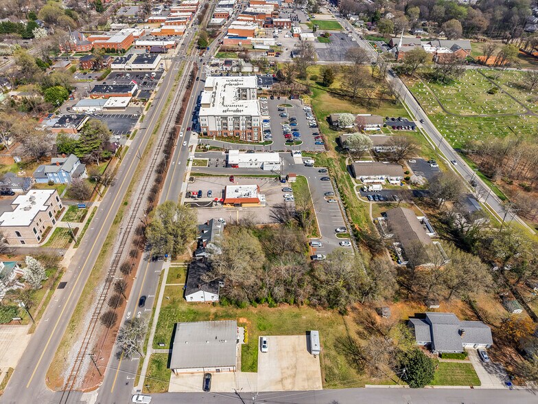 More Photos Of 260 S Main St, Mooresville Land For Sale
