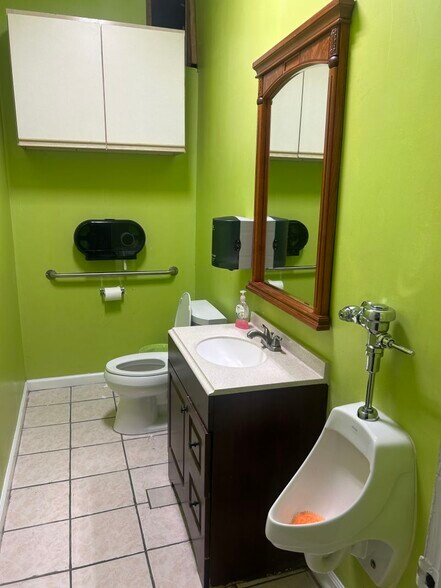 More Photos Of 11816-11822 Felton Ave, Hawthorne Storefront Retail Residential For Sale