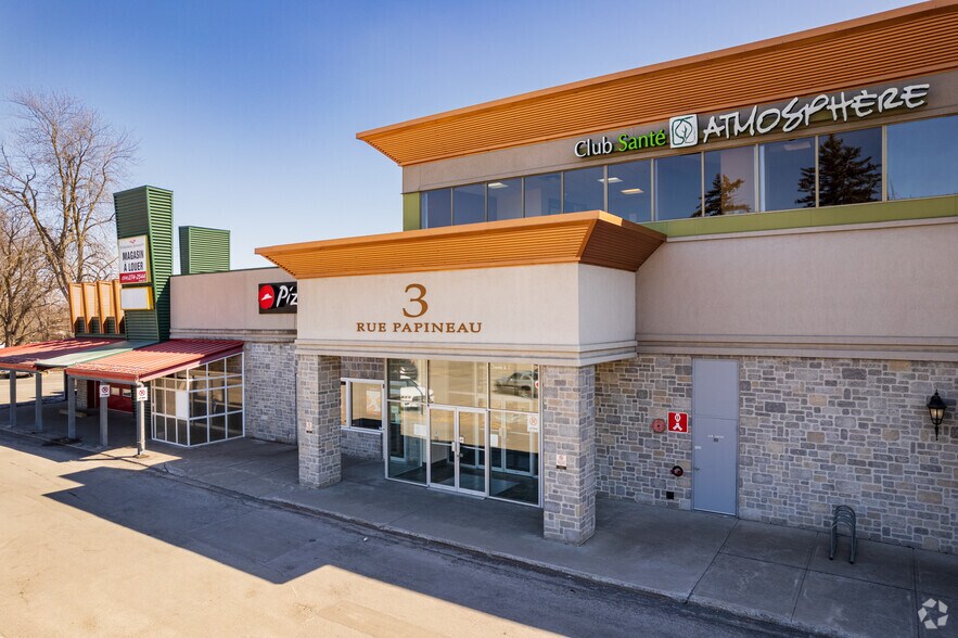 More Photos Of 1-19 Papineau, Joliette General Retail For Lease