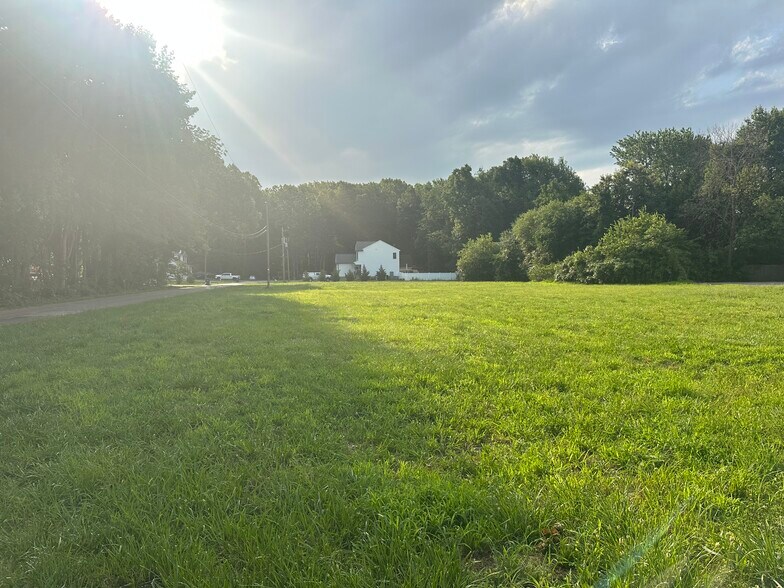 More Photos Of 477 Wythe Creek Rd, Poquoson Land For Sale