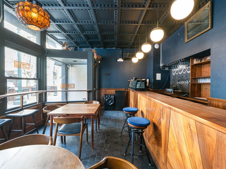 More Photos Of 24-28 Wall St, Asheville Storefront Retail Office For Lease