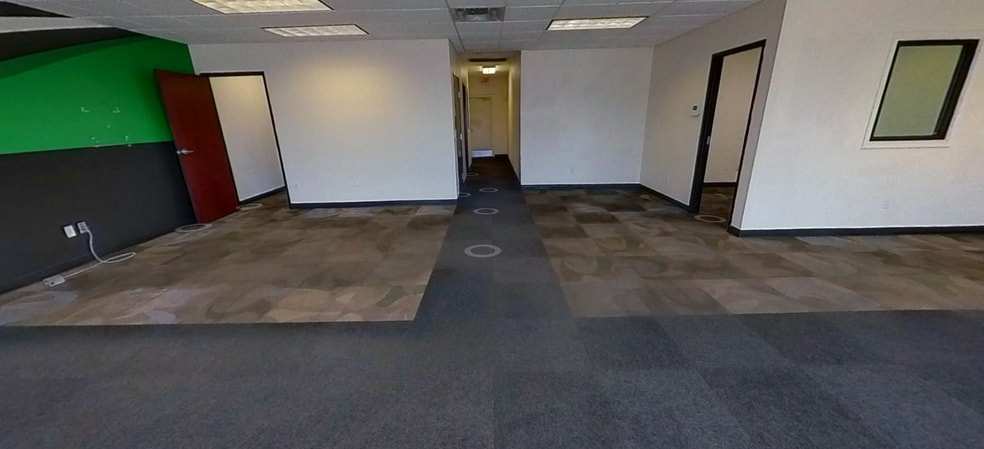 More Photos Of 2308 Pecan St W, Pflugerville Auto Repair For Lease